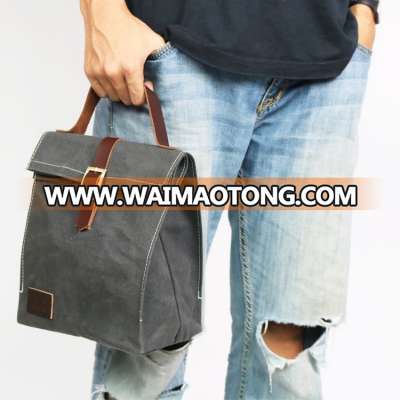 Waxed canvas lunch tote bag for picnic